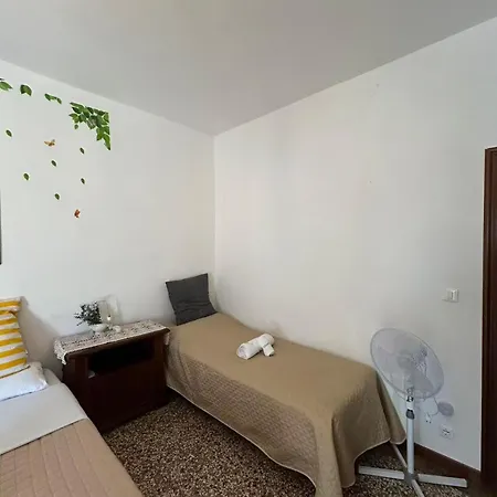 Casa Serena Δωμάτια σε οικογενειακή κατοικία Μέστρε