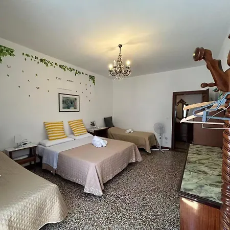 Casa Serena Δωμάτια σε οικογενειακή κατοικία *