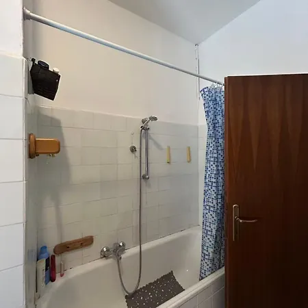 Δωμάτια σε οικογενειακή κατοικία Casa Serena *