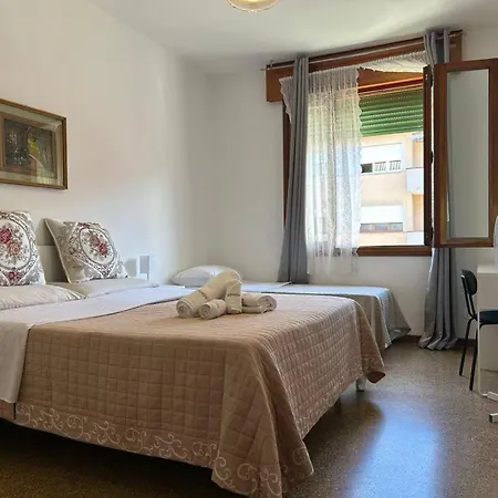 Δωμάτια σε οικογενειακή κατοικία Casa Serena